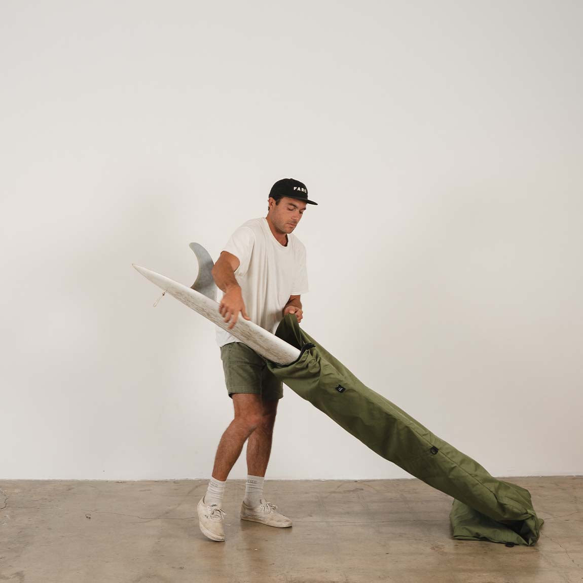 FARO 8' BOARDBAG - OLIVE