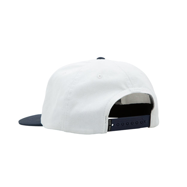 DARK SEAS ST. PETERSBERG HAT - WHT/NVY